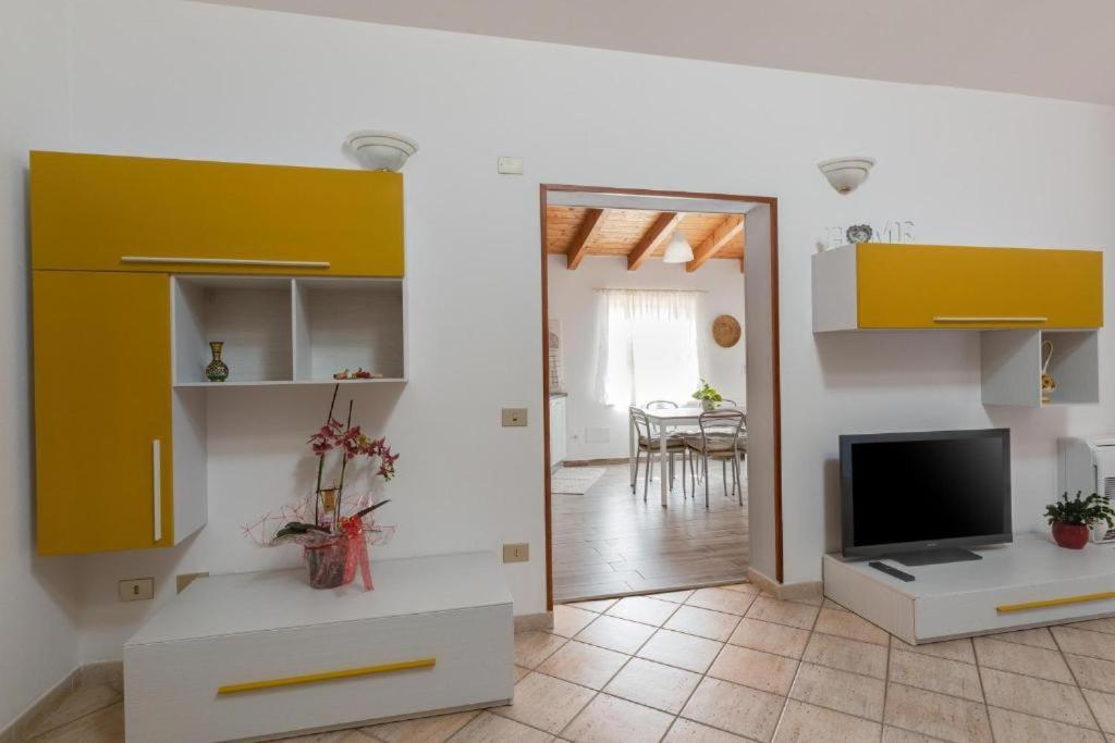 La Casa Delle Zie - Cabras Villa Bagian luar foto
